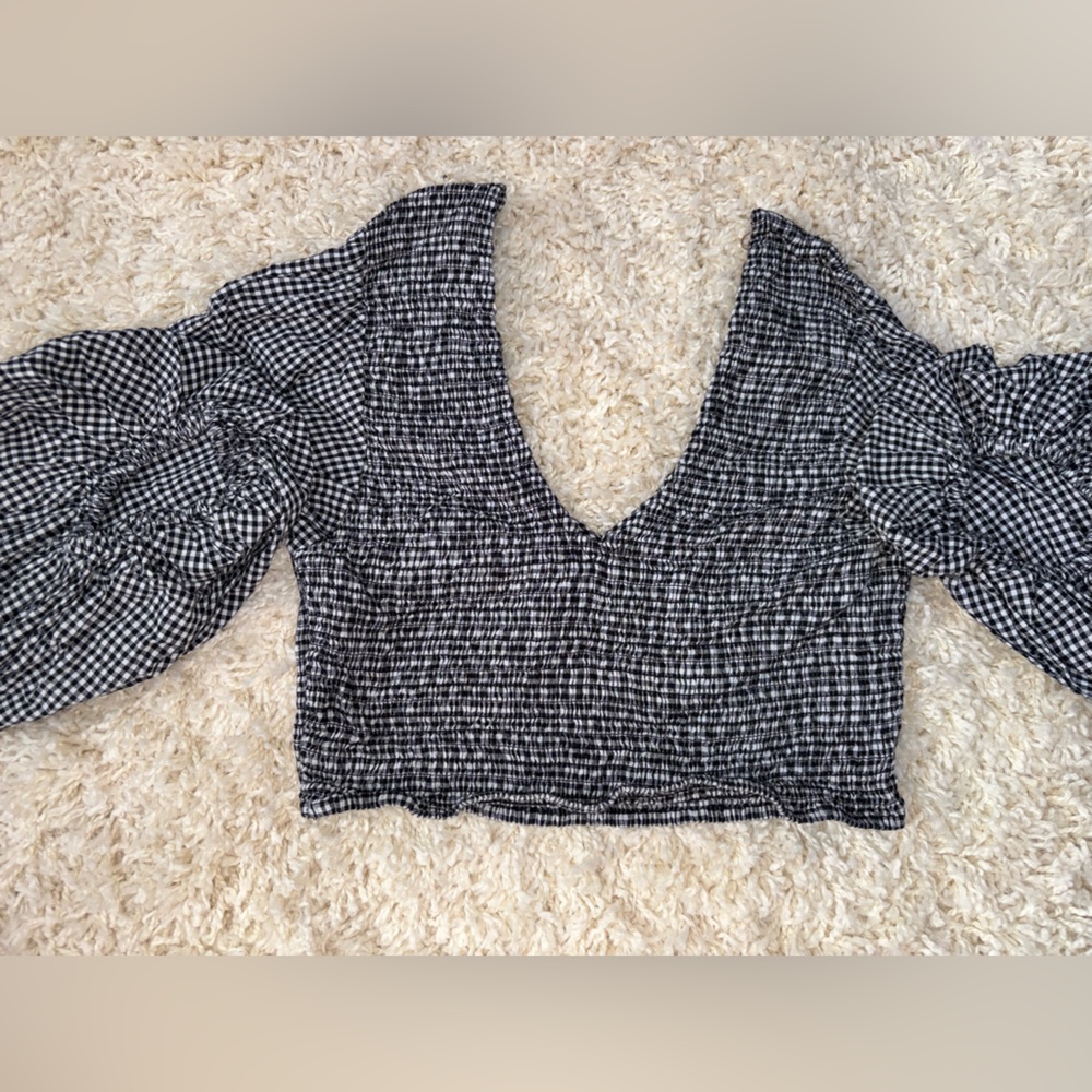 Parachute Sleeve crop top